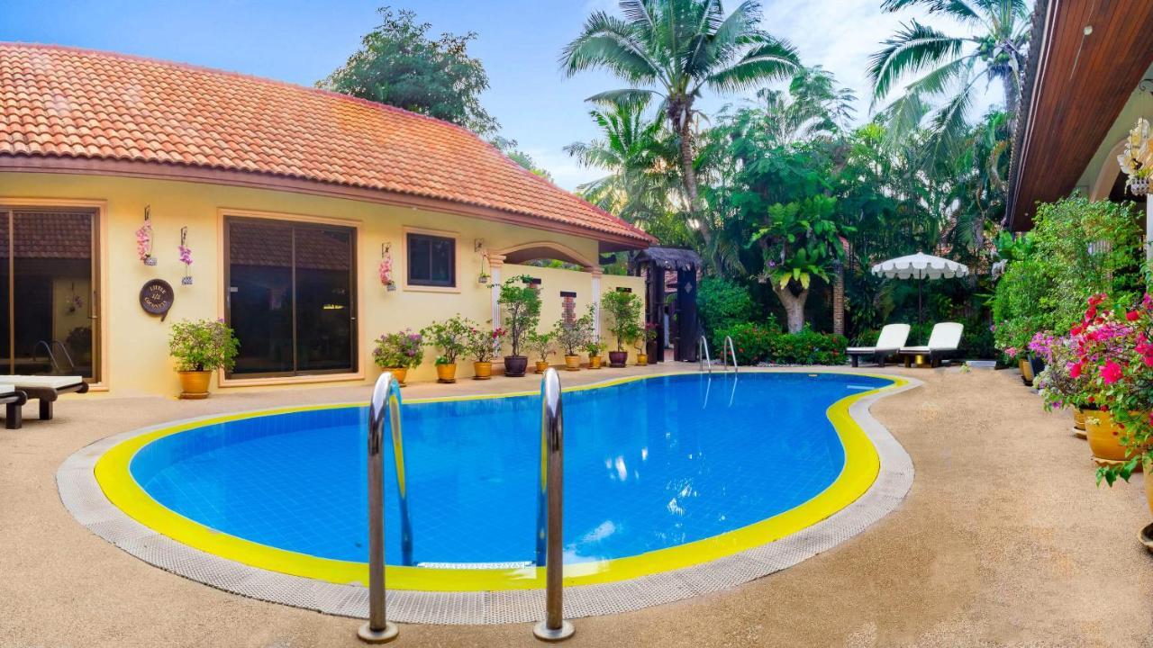 Coconut Paradise Villas Rawai Exterior foto